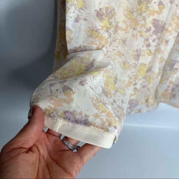 17) VICI Exclusive x Fate Yellow Floral Boho Ruffle Sleeve Mini Dress Size Small - Picture 5 of 11